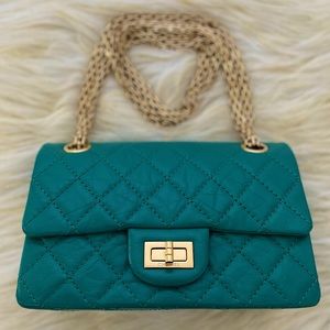 🛑SOLD🛑Chanel mini reissue 225